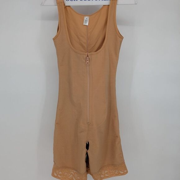 Tommy tuck body shaper - Picture 6 of 16